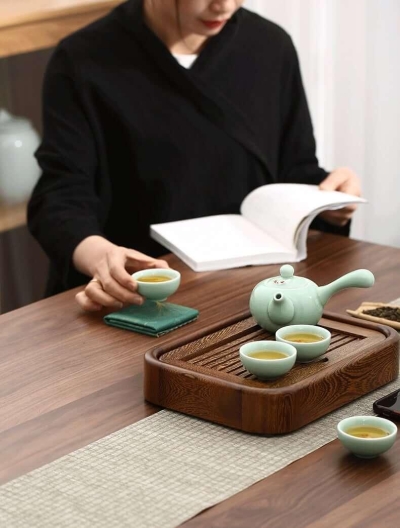 Simple Small Wenge Wood Tea Tray + One Pot Four Cups Dry Brew Set
