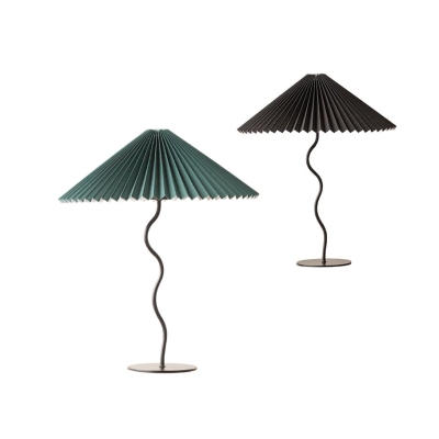 H54 Miho Pleated S Table Lamp
