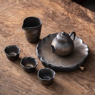 Japanese Petal Pear Teapot Set - 6 pcs | One Pot And Three Cups with Tray