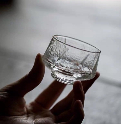 Japanese-style Handmade Hammer Pattern Smelling Small Glass Teacup - 6 pcs